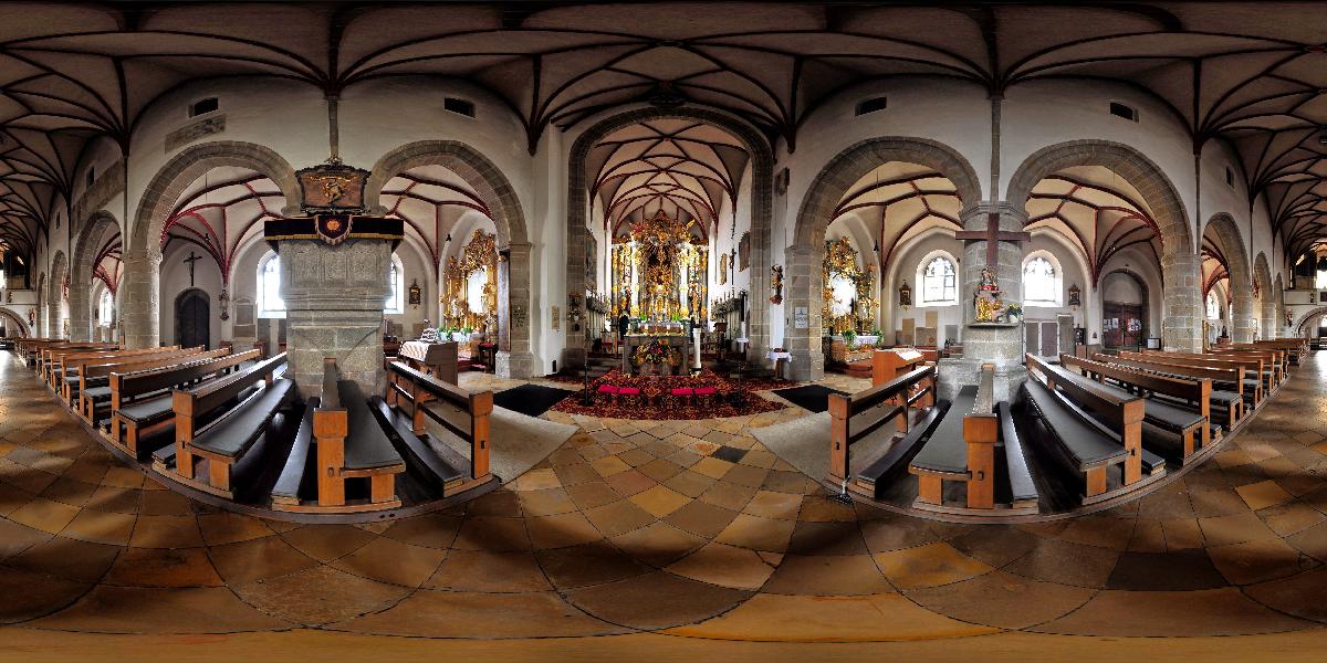 Pfarrkirche Mariä Himmelfahrt in Chammünster (Foto: © Werner Pietschmann)