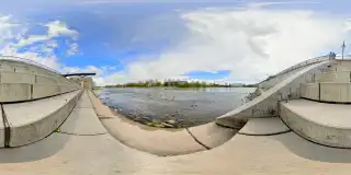 an den Elbtreppen in Magdeburg