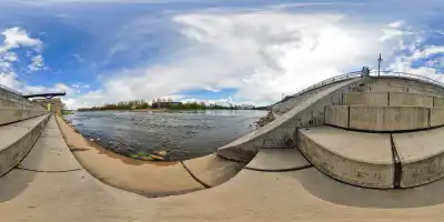 an den Elbtreppen in Magdeburg