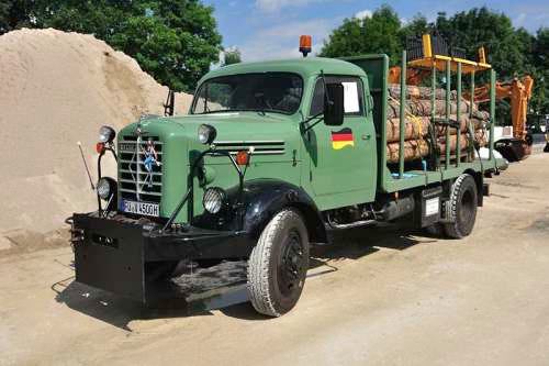 Foto: © Werner Pietschmann 1957 Borgward B 4500 A/D beim Oldtimer-Nutzfahrzeugtreffen 2016 im Kieswerk Ebenhöh