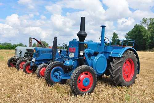 Foto: © Werner Pietschmann 1959 Lanz Bulldog 3506 beim Oldtimer-Nutzfahrzeugtreffen 2016 im Kieswerk Ebenhöh