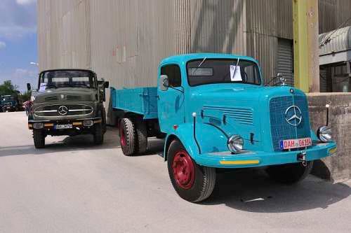 Foto: © Werner Pietschmann alte Mercedes-Benz LKW beim Oldtimer-Nutzfahrzeugtreffen 2016 im Kieswerk Ebenhöh
