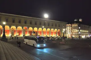 Nachtaufnahme vom Max-Joseph-Platz in München