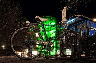 Foto: Werner Pietschmann abgestelltes Fahrrad am Rotkreuzplatz in München