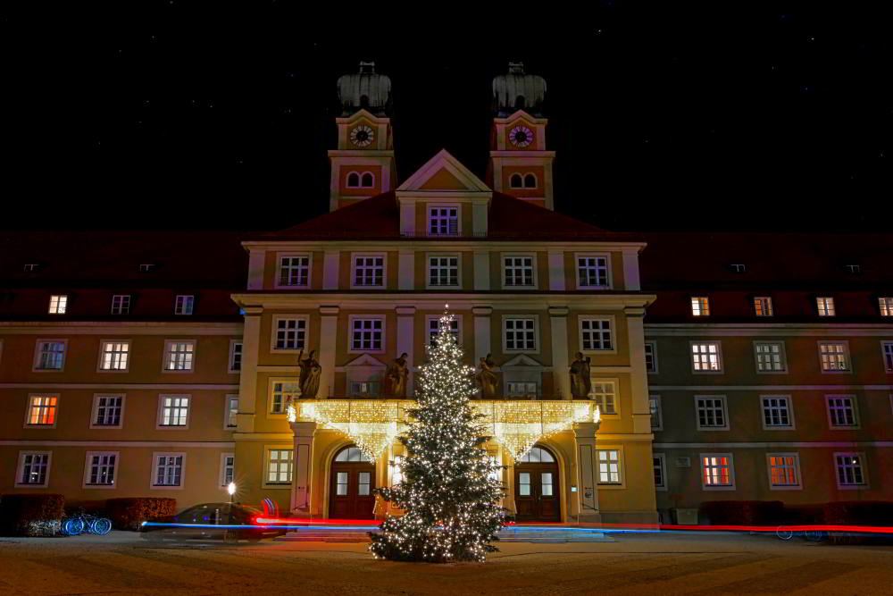 Foto: © Werner Pietschmann Langzeitbelichtung bei Nacht vom Münchenstift