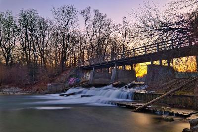 Flauchersteg über die Isar in München